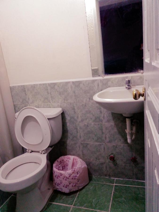 Napoles Emperador II Hotell Ambato Exteriör bild