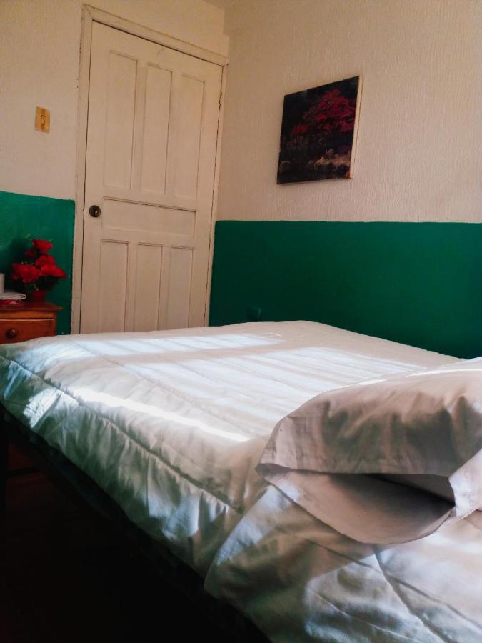 Napoles Emperador II Hotell Ambato Exteriör bild
